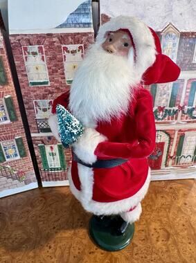 Byers Choice The Carolers Santa Claus With Tree 1990